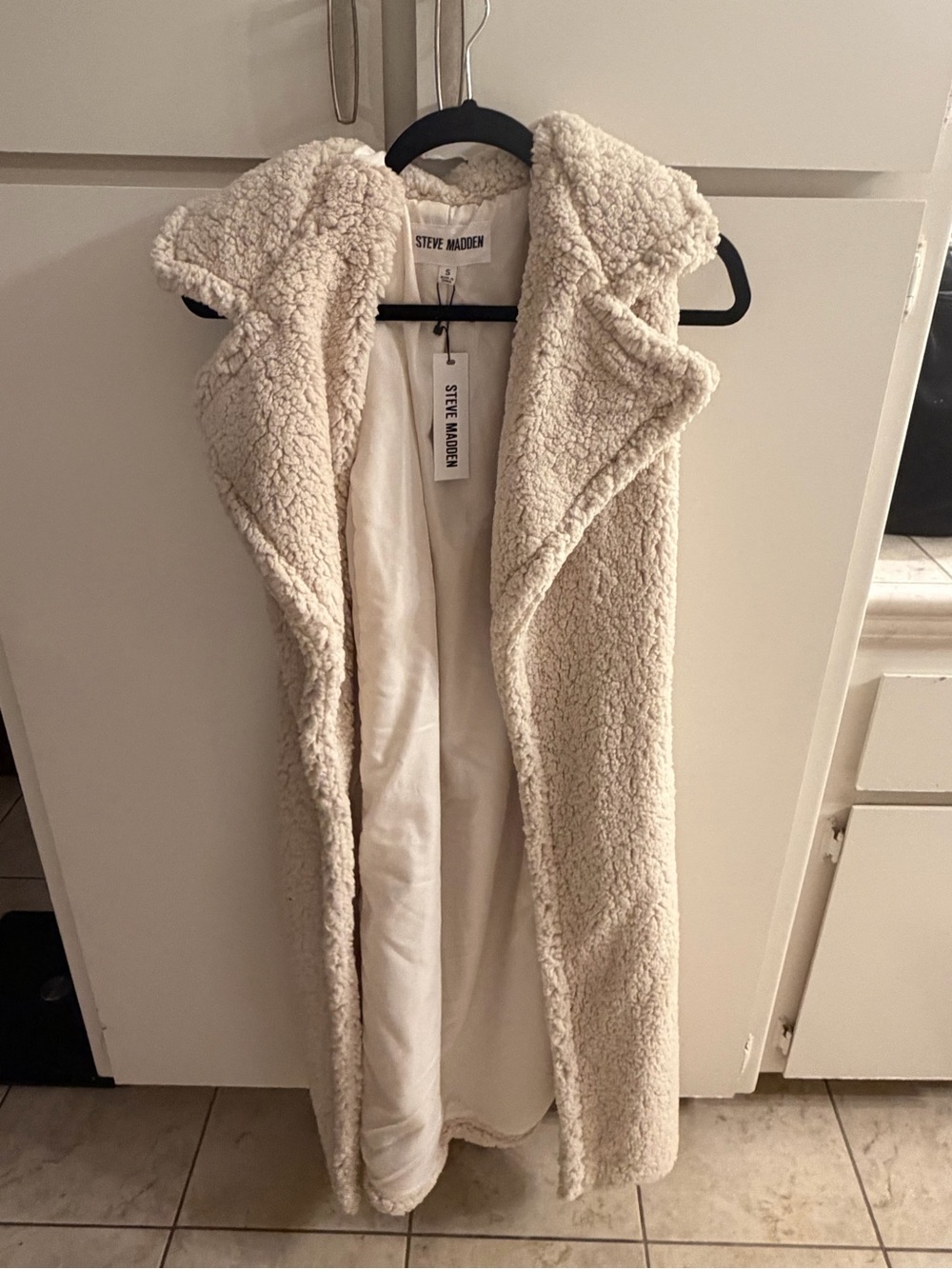 Steve Madden Cream Sleeveless Sherpa Duster Vest